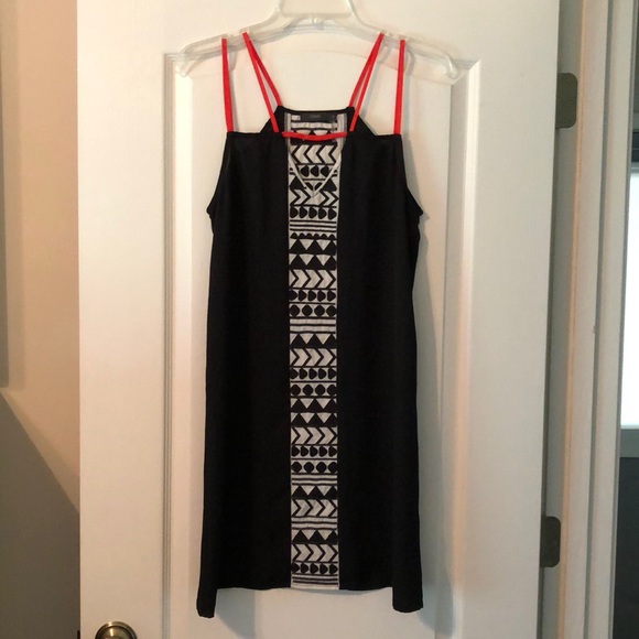 THML Dresses & Skirts - THML Black Dress with Geometric Design  Size Small